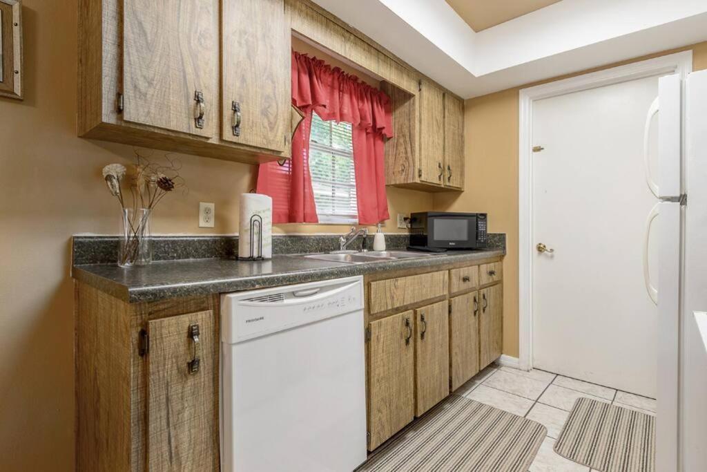 Glendale Getaway Prime Brandon Locationアパートメント エクステリア 写真